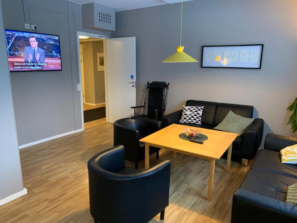 Skellefteå Hotel B&B Graenden מראה חיצוני תמונה