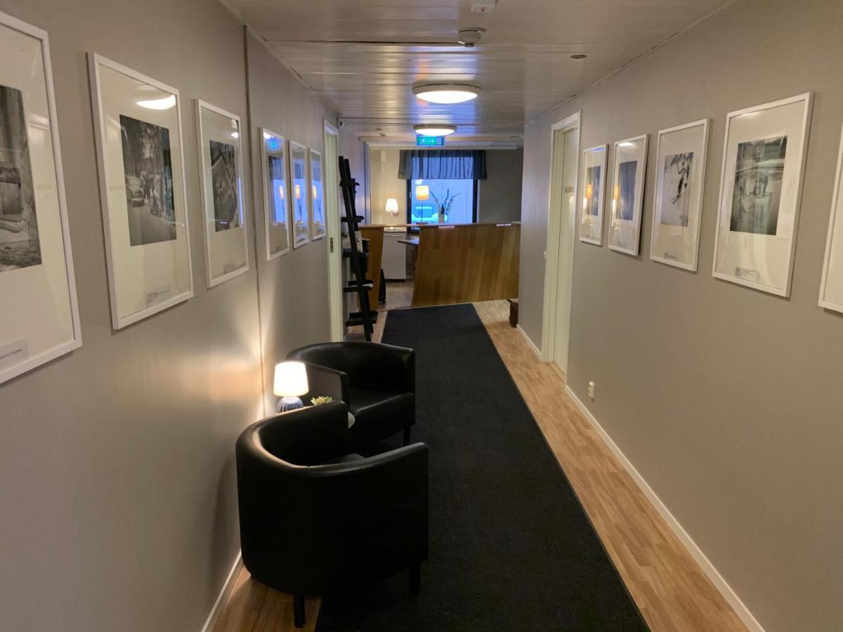 Skellefteå Hotel B&B Graenden מראה חיצוני תמונה