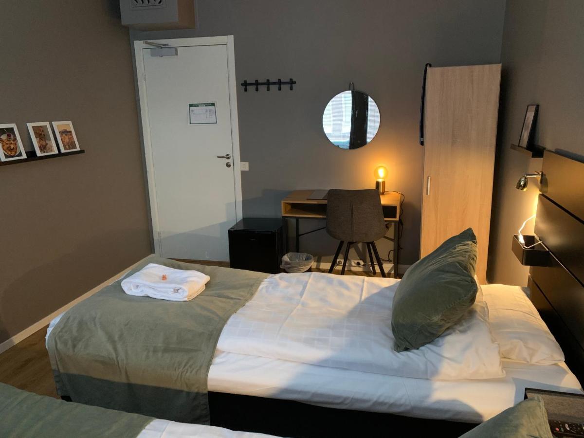 Skellefteå Hotel B&B Graenden מראה חיצוני תמונה