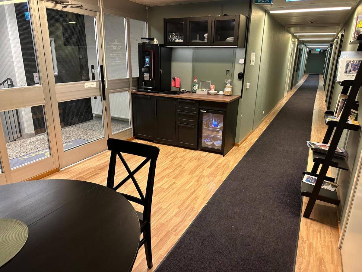 Skellefteå Hotel B&B Graenden מראה חיצוני תמונה
