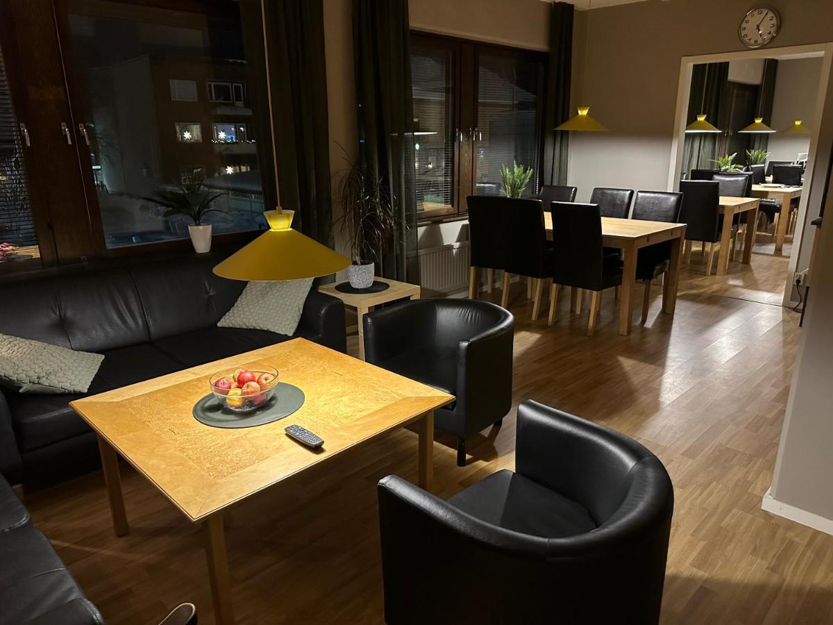 Skellefteå Hotel B&B Graenden מראה חיצוני תמונה