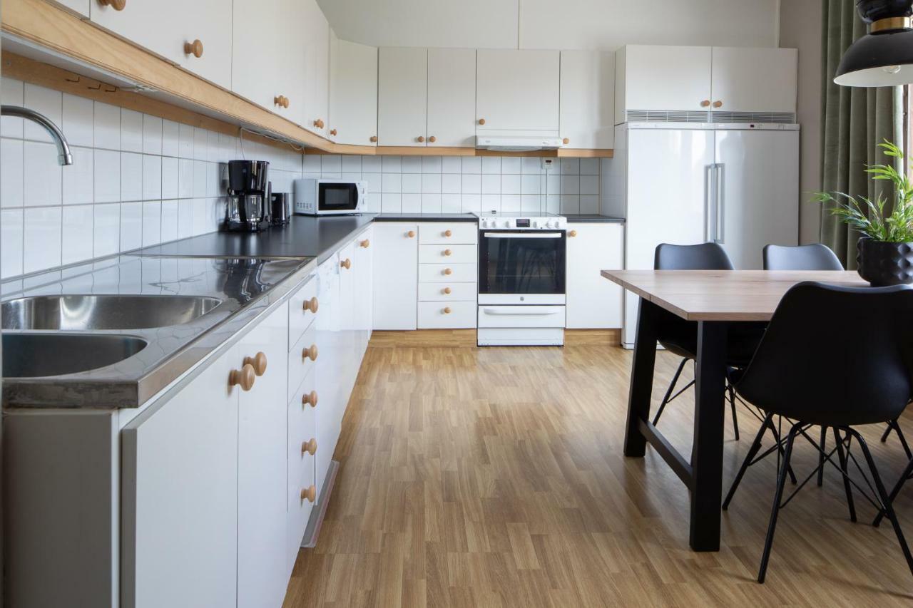 Skellefteå Hotel B&B Graenden מראה חיצוני תמונה