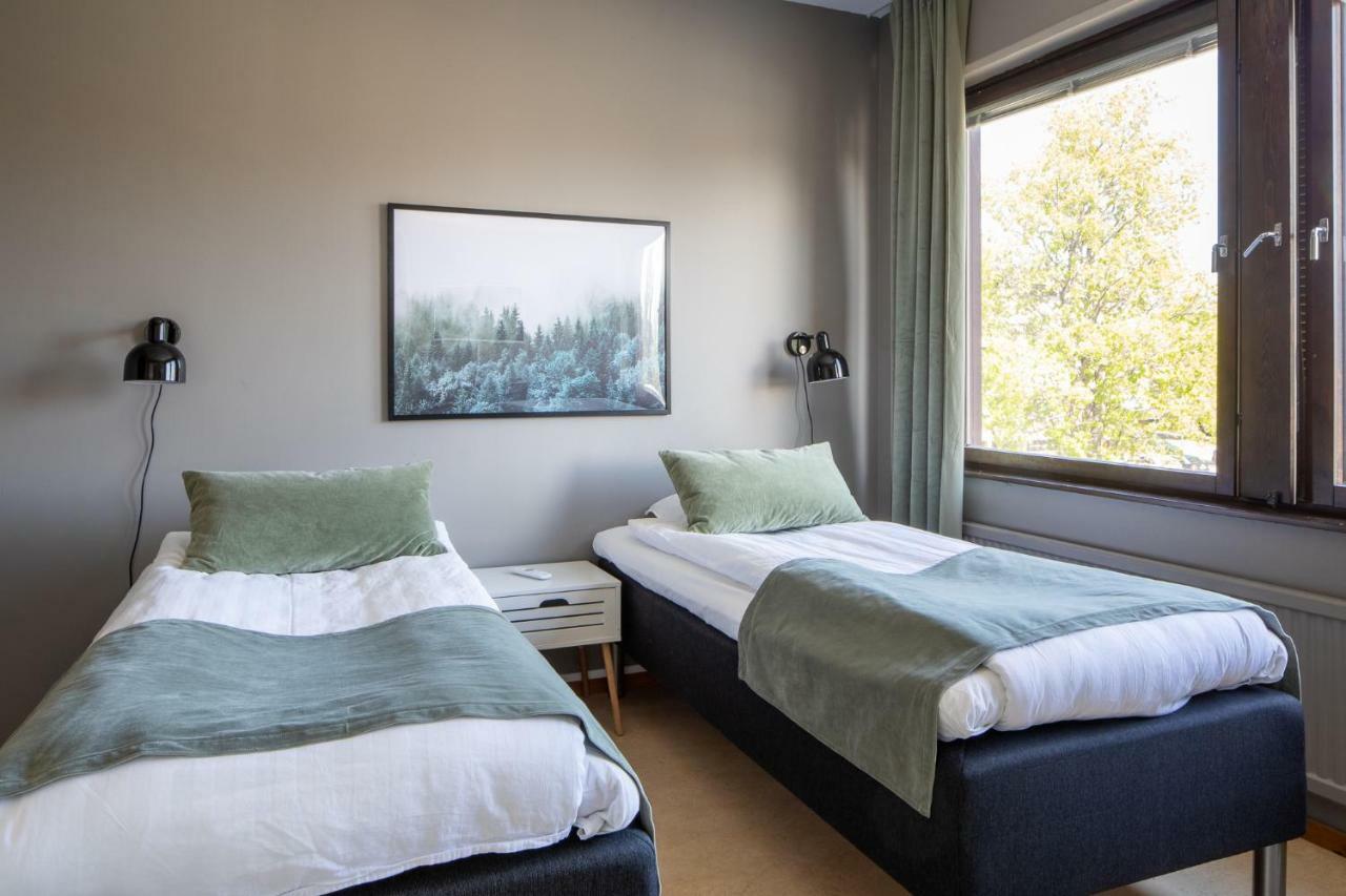 Skellefteå Hotel B&B Graenden מראה חיצוני תמונה
